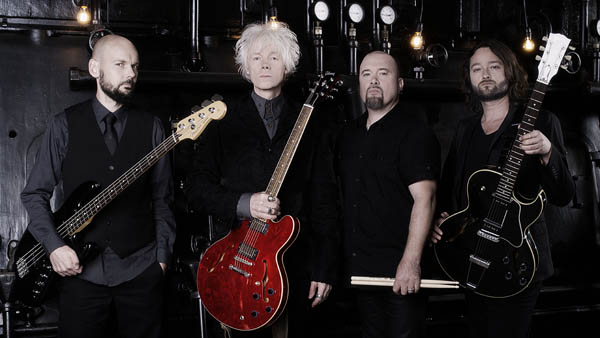 THE BEAUTY OF GEMINA - neues Video "Crossroads"