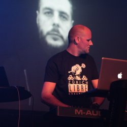Der Schwarze Ball: VNV Nation + Neuroticfish (+ Party),, 04.10.2014,, X-tra Zürich